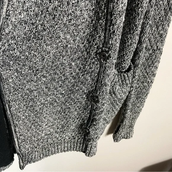 lululemon athletica Gray and Black Cardigan - Picture 9 of 12